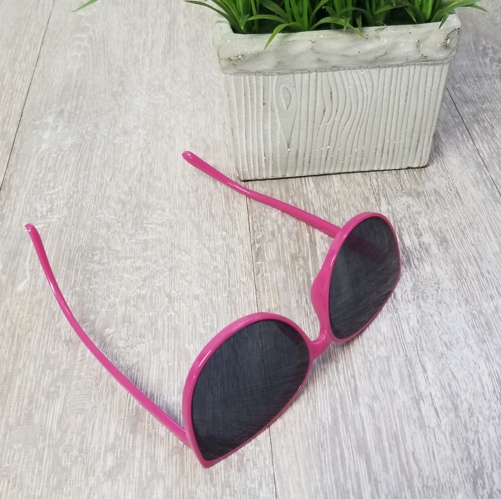 Cateye Sunglasses - Picture 3 of 6